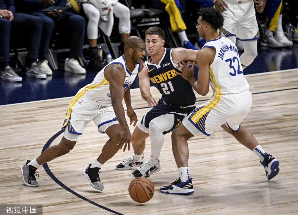 短期的缺席 短期的缺席