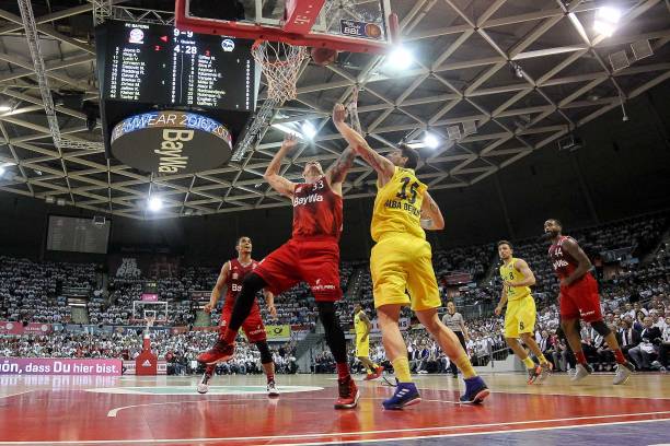 法国则依靠 法国则依靠